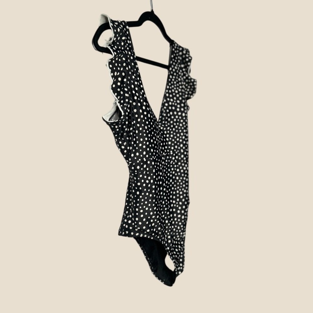 Summersalt Ruffle Backflip Swimsuit 10 Polka Dot Black White UPF 50 Pinup Twee - Picture 5 of 10